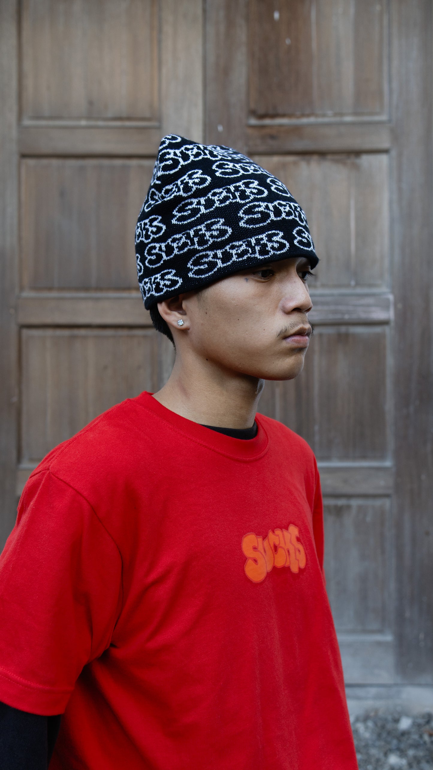 BLACK BEANIE