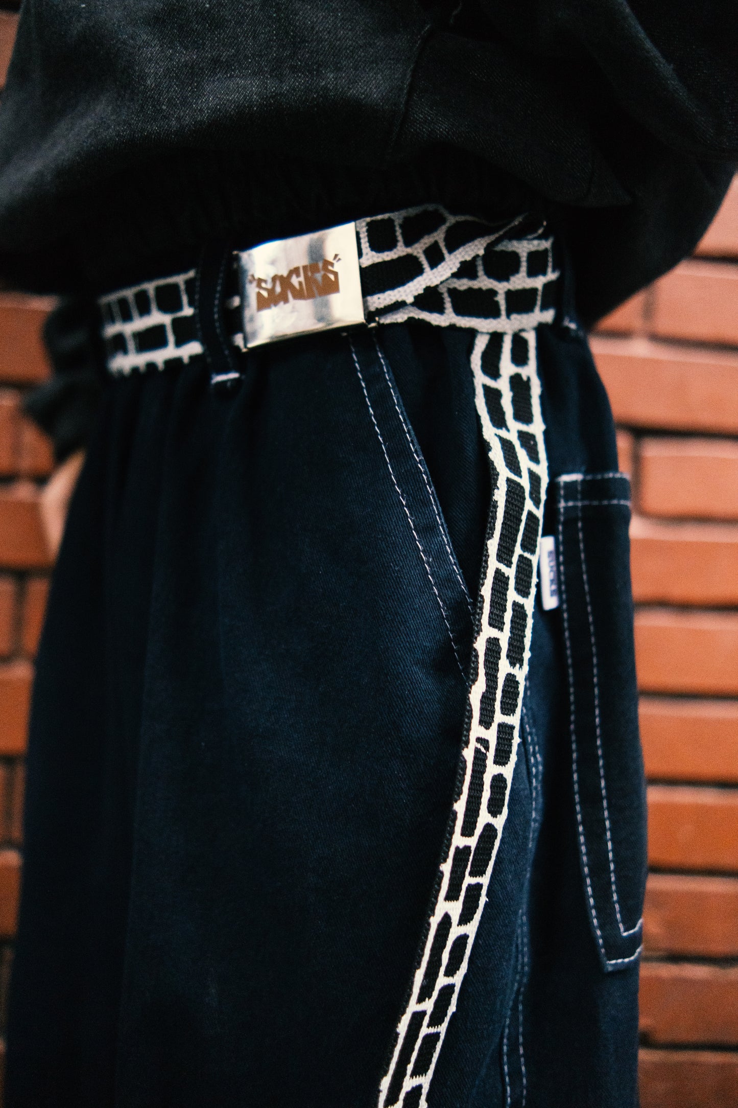 BLACK BRICK BELT